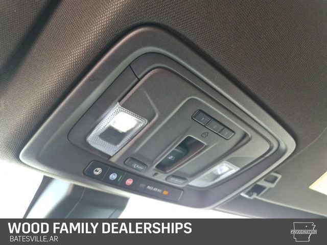 2022 GMC Sierra 1500 Limited 4WD Crew Cab Short Box SLT