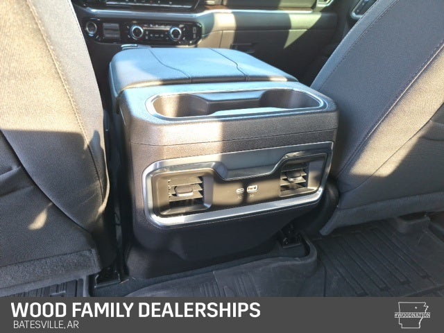 2024 GMC Sierra 1500 4WD Crew Cab Short Box Elevation with 3SB