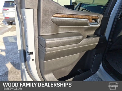 2024 GMC Sierra 1500 4WD Crew Cab Short Box Elevation with 3SB