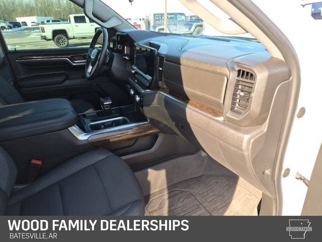 2024 GMC Sierra 1500 4WD Crew Cab Short Box Elevation with 3SB