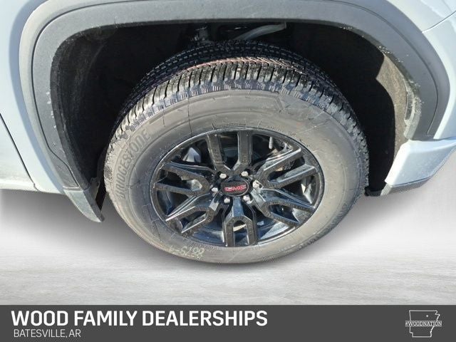 2024 GMC Sierra 1500 4WD Crew Cab Short Box Elevation with 3SB