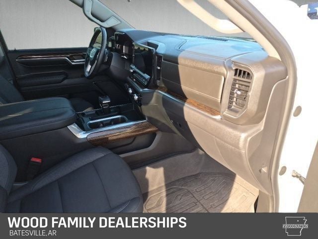 2024 GMC Sierra 1500 4WD Crew Cab Short Box Elevation with 3SB