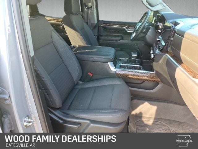 2024 GMC Sierra 1500 4WD Crew Cab Short Box Elevation with 3SB