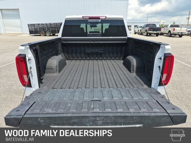 2025 GMC Sierra 1500 4WD Crew Cab Short Box SLT