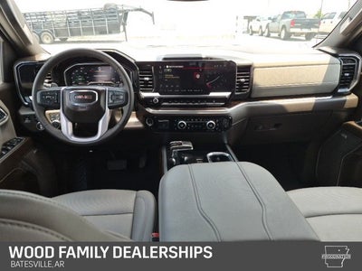 2025 GMC Sierra 1500 4WD Crew Cab Short Box SLT