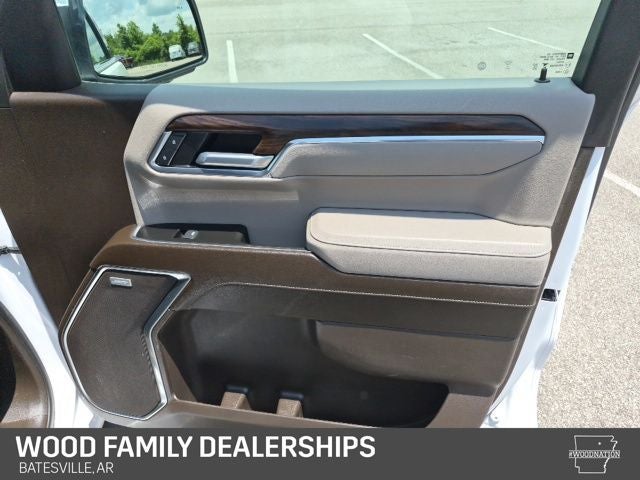 2025 GMC Sierra 1500 4WD Crew Cab Short Box SLT
