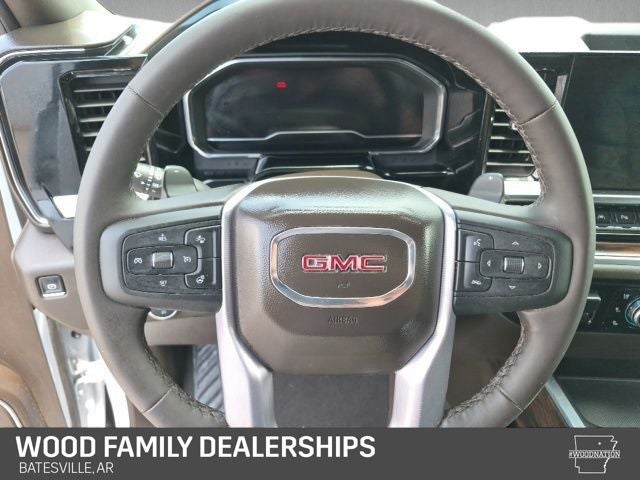 2025 GMC Sierra 1500 4WD Crew Cab Short Box SLT