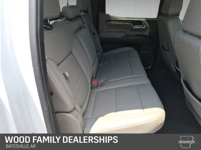 2025 GMC Sierra 1500 4WD Crew Cab Short Box SLT