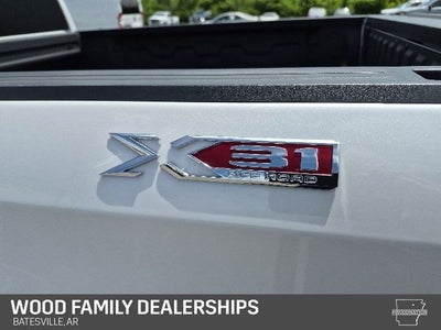 2023 GMC Sierra 1500 4WD Crew Cab Short Box SLT