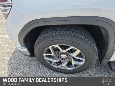 2023 GMC Sierra 1500 4WD Crew Cab Short Box SLT