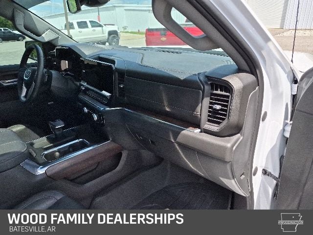 2023 GMC Sierra 1500 4WD Crew Cab Short Box SLT
