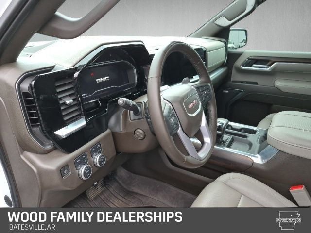2023 GMC Sierra 1500 4WD Crew Cab Short Box SLT