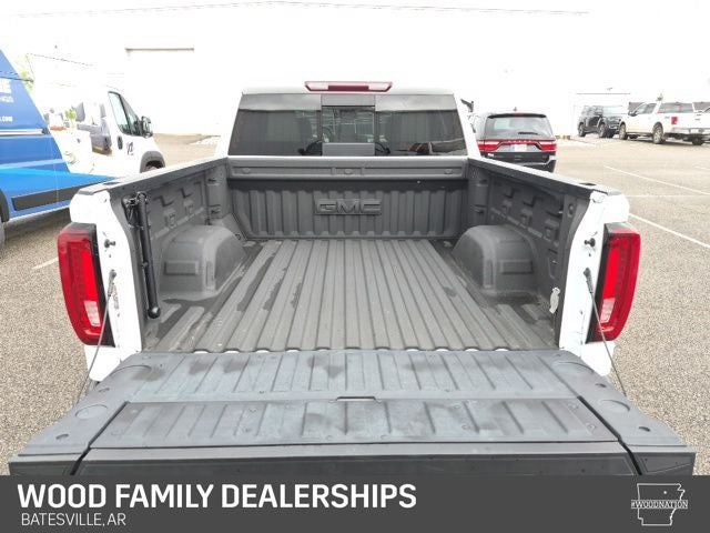 2023 GMC Sierra 1500 4WD Crew Cab Short Box SLT