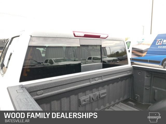 2023 GMC Sierra 1500 4WD Crew Cab Short Box SLT