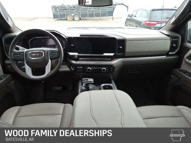 2023 GMC Sierra 1500 4WD Crew Cab Short Box SLT