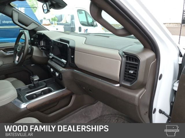 2023 GMC Sierra 1500 4WD Crew Cab Short Box SLT