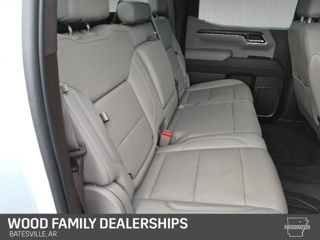 2023 GMC Sierra 1500 4WD Crew Cab Short Box SLT