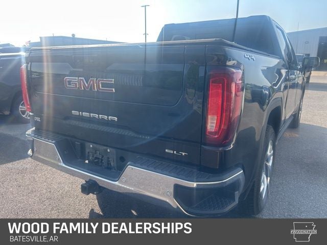 2022 GMC Sierra 1500 4WD Crew Cab Short Box SLT