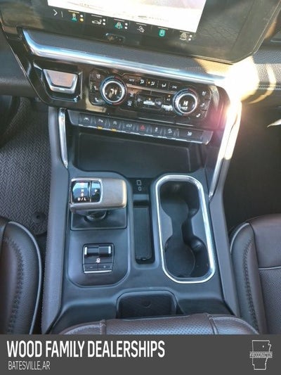 2023 GMC Sierra 1500 4WD Crew Cab Short Box Denali