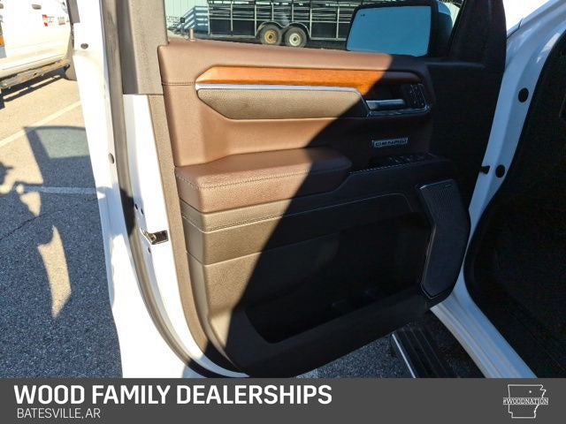 2023 GMC Sierra 1500 4WD Crew Cab Short Box Denali