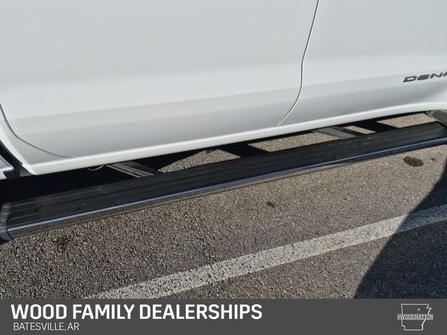 2023 GMC Sierra 1500 4WD Crew Cab Short Box Denali