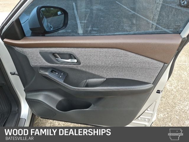 2021 Nissan Rogue SV FWD