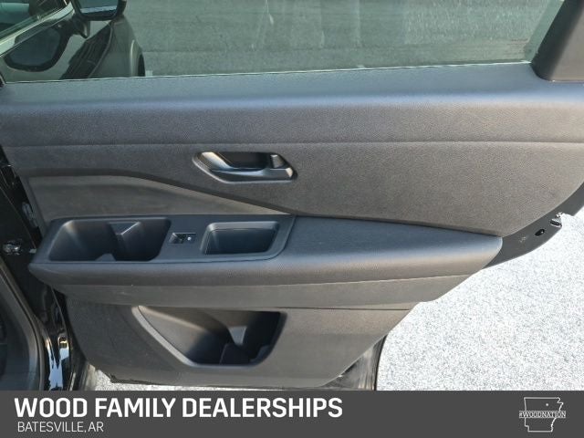 2025 Nissan Pathfinder SV FWD