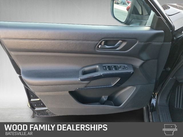 2025 Nissan Pathfinder SV FWD