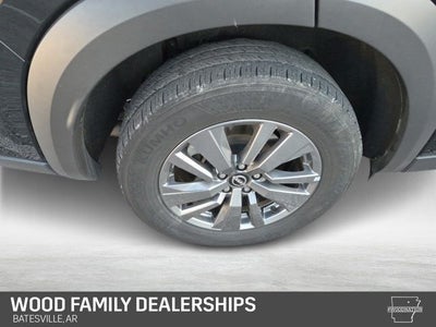 2025 Nissan Pathfinder SV FWD