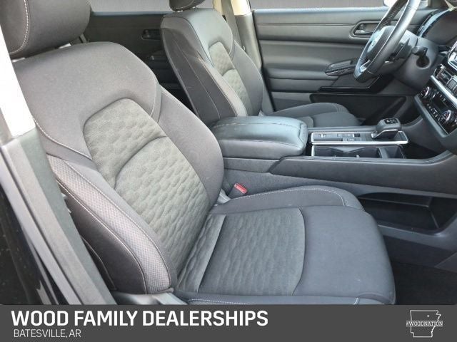 2025 Nissan Pathfinder SV FWD