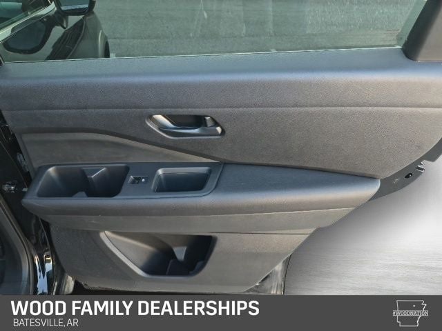 2025 Nissan Pathfinder SV FWD