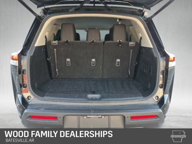 2025 Nissan Pathfinder SV FWD
