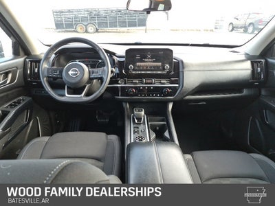 2023 Nissan Pathfinder SV 4WD