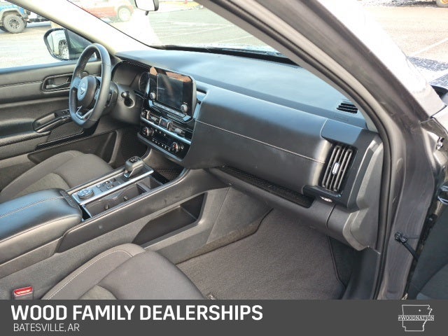 2023 Nissan Pathfinder SV 4WD