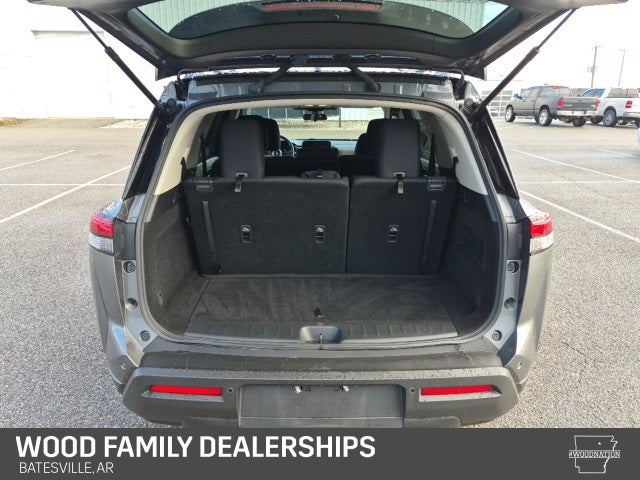 2023 Nissan Pathfinder SV 4WD