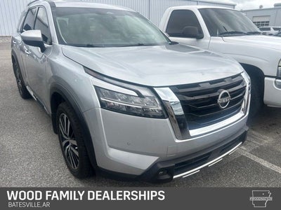 2023 Nissan Pathfinder Platinum 4WD
