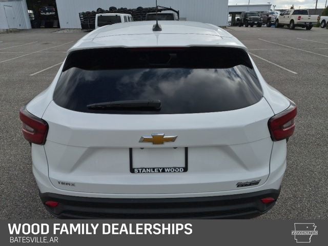 2025 Chevrolet Trax FWD LS