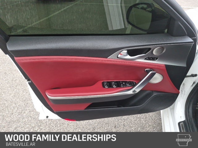 2021 Kia Stinger GT1