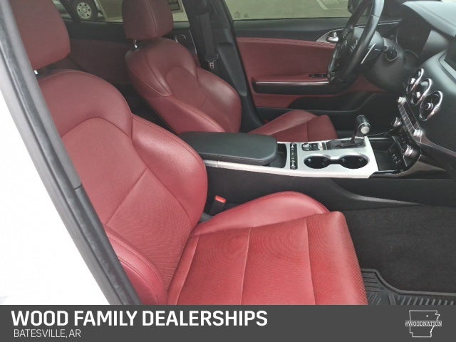 2021 Kia Stinger GT1